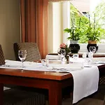 Huenerbein's Posthotel In Bissendorf 3*