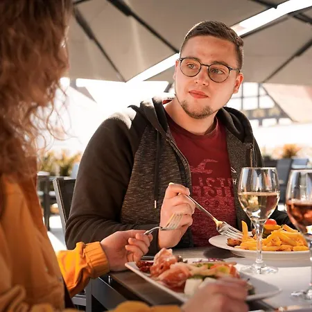 Huenerbein's Posthotel Schledehausen