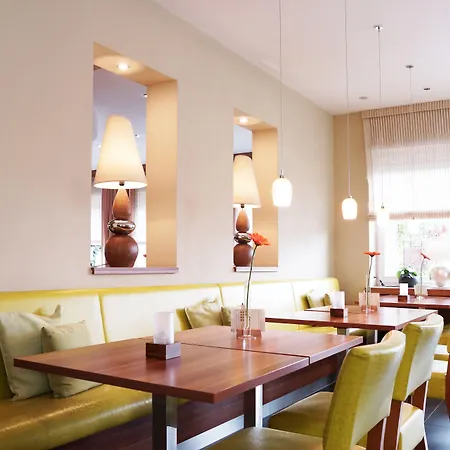 Huenerbein's Posthotel Otel 3*