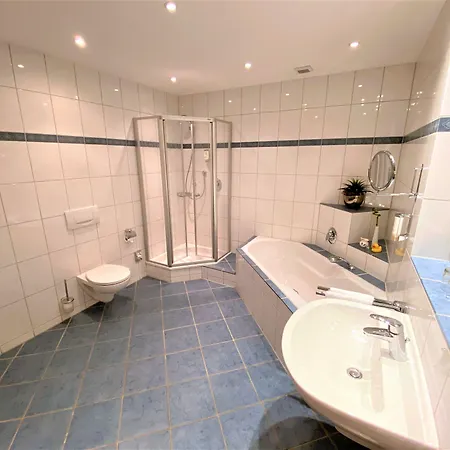 Otel Huenerbein's Posthotel Schledehausen