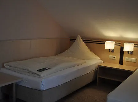 Huenerbein's Posthotel In Bissendorf 3*