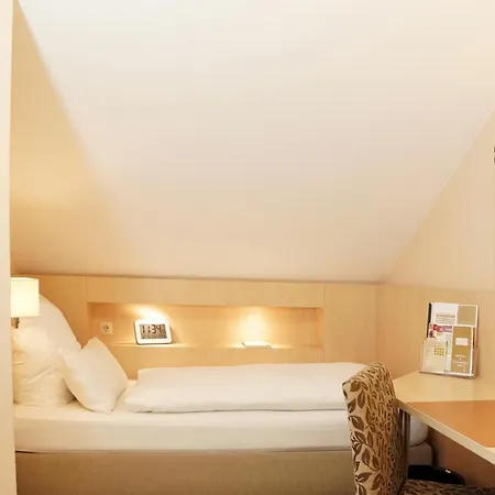 Huenerbein's Posthotel Otel Schledehausen