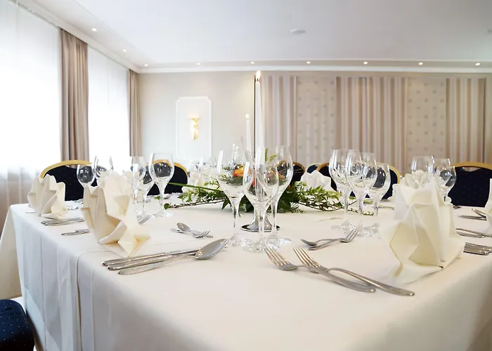 Huenerbein's Posthotel 호텔 3*